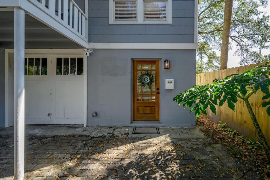 Casita On Walk To Shops Bars And Food Apartment *